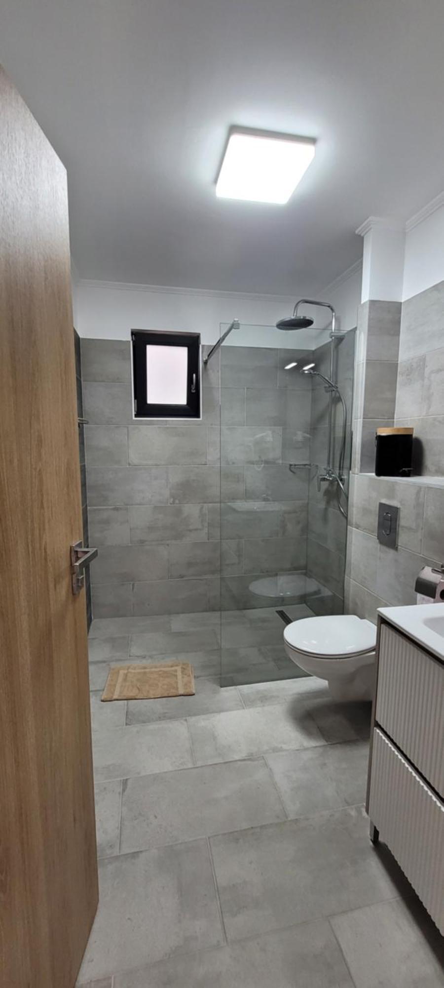 Csaladi Kikoeto Apartman Gyula Exterior photo