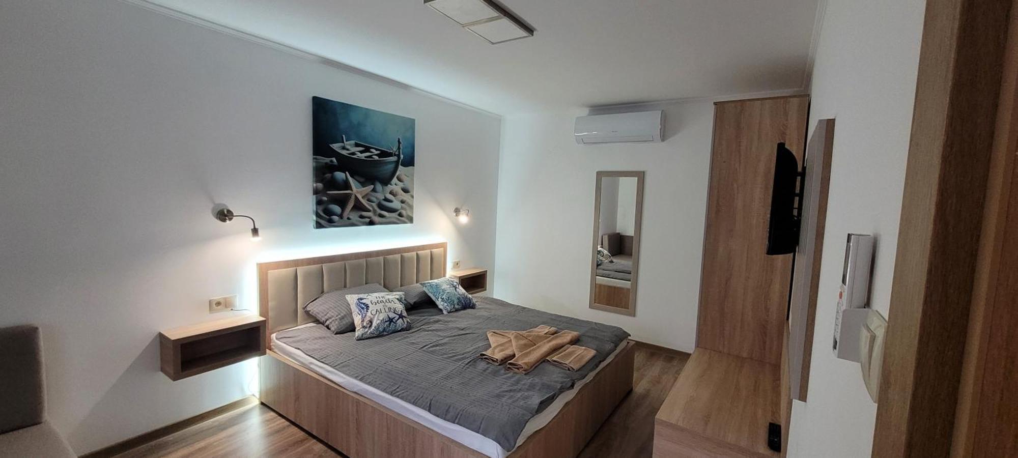 Csaladi Kikoeto Apartman Gyula Exterior photo